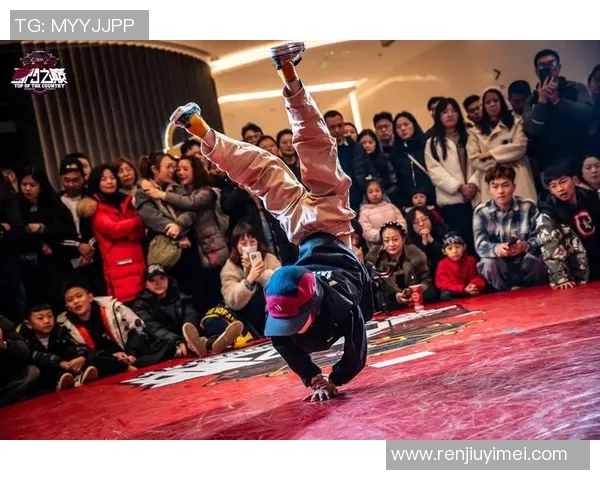 武汉街舞队灵活性揭秘：街舞文化与团队精神的完美结合