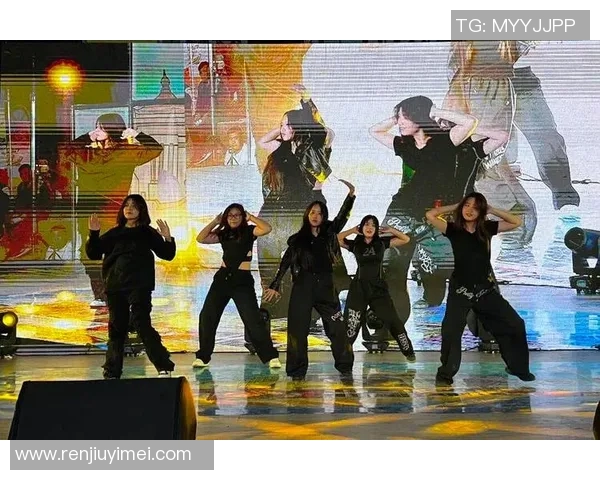 深圳街舞队灵动之美揭秘街舞文化与团队精神的完美结合 深圳街舞队灵动之美揭秘街舞文化与团队精神的完美结合